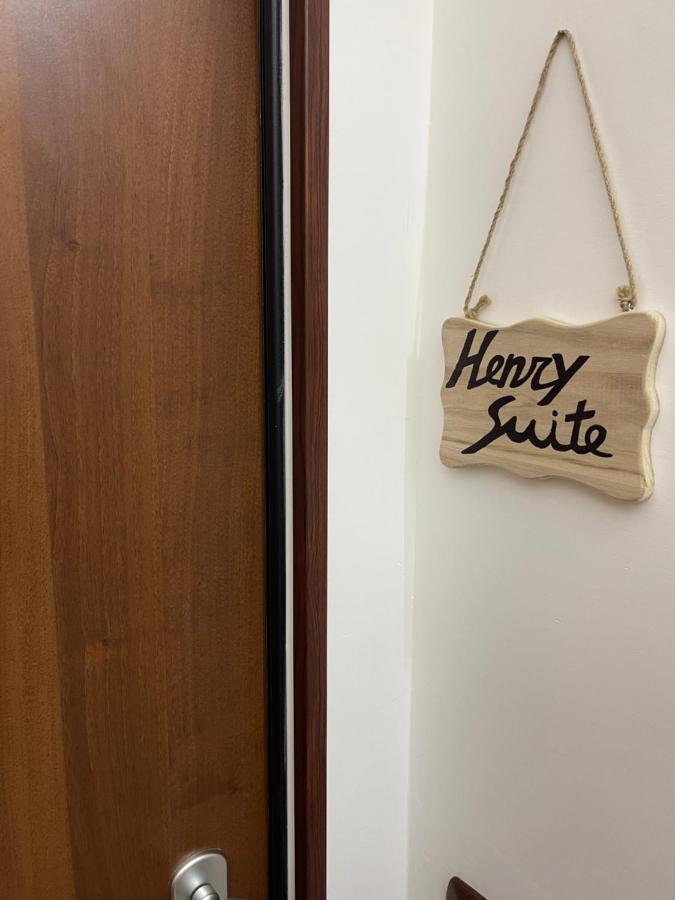 Henry Suite Roma Esterno foto