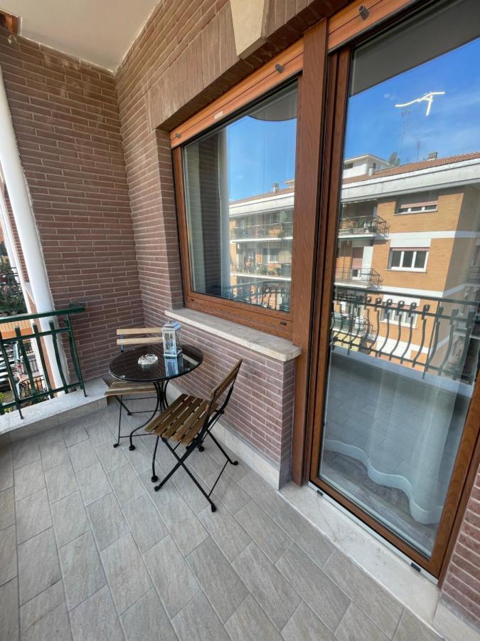 Henry Suite Roma Esterno foto